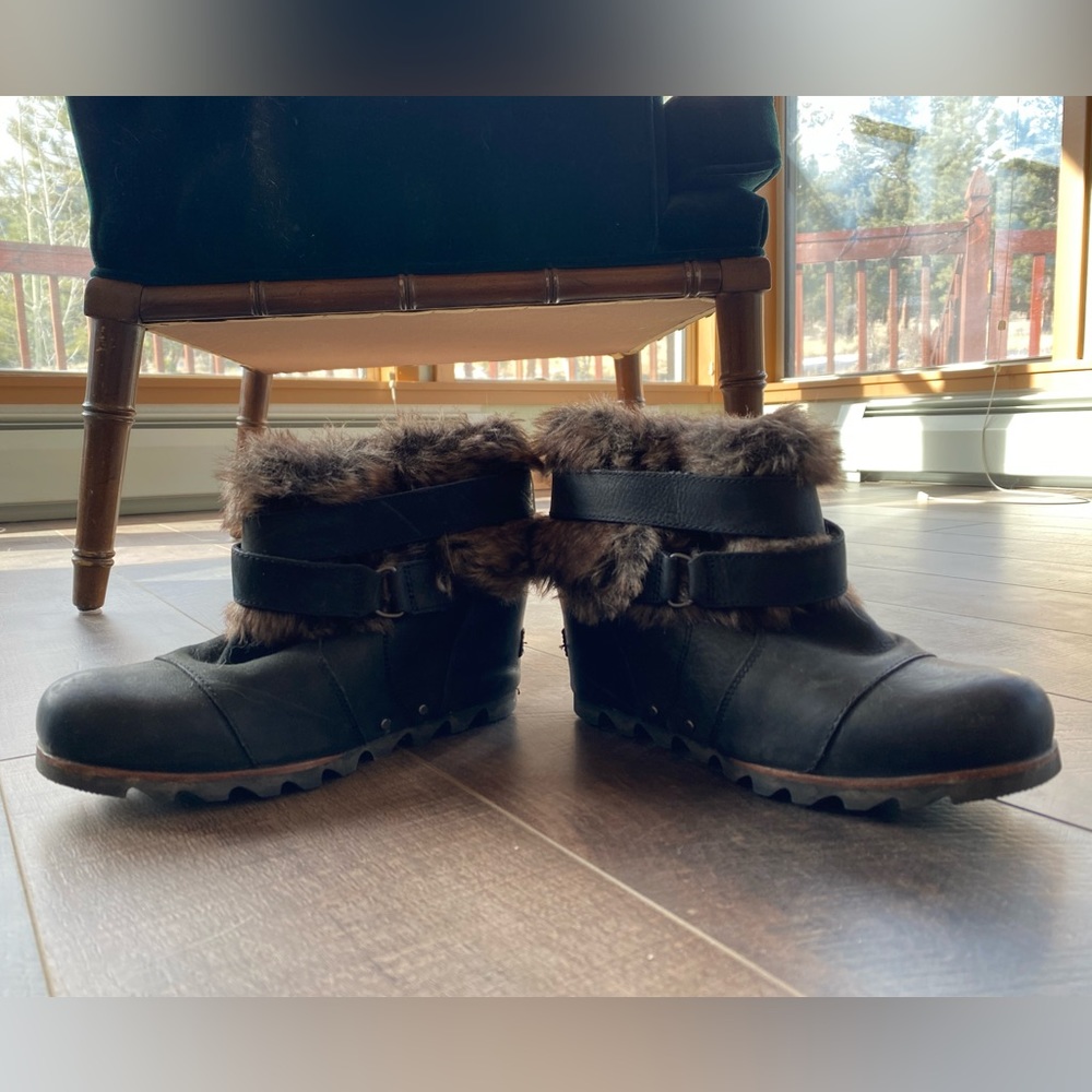 Sorry Joan of Arctic Wedge Ankle Apres Ski Boot